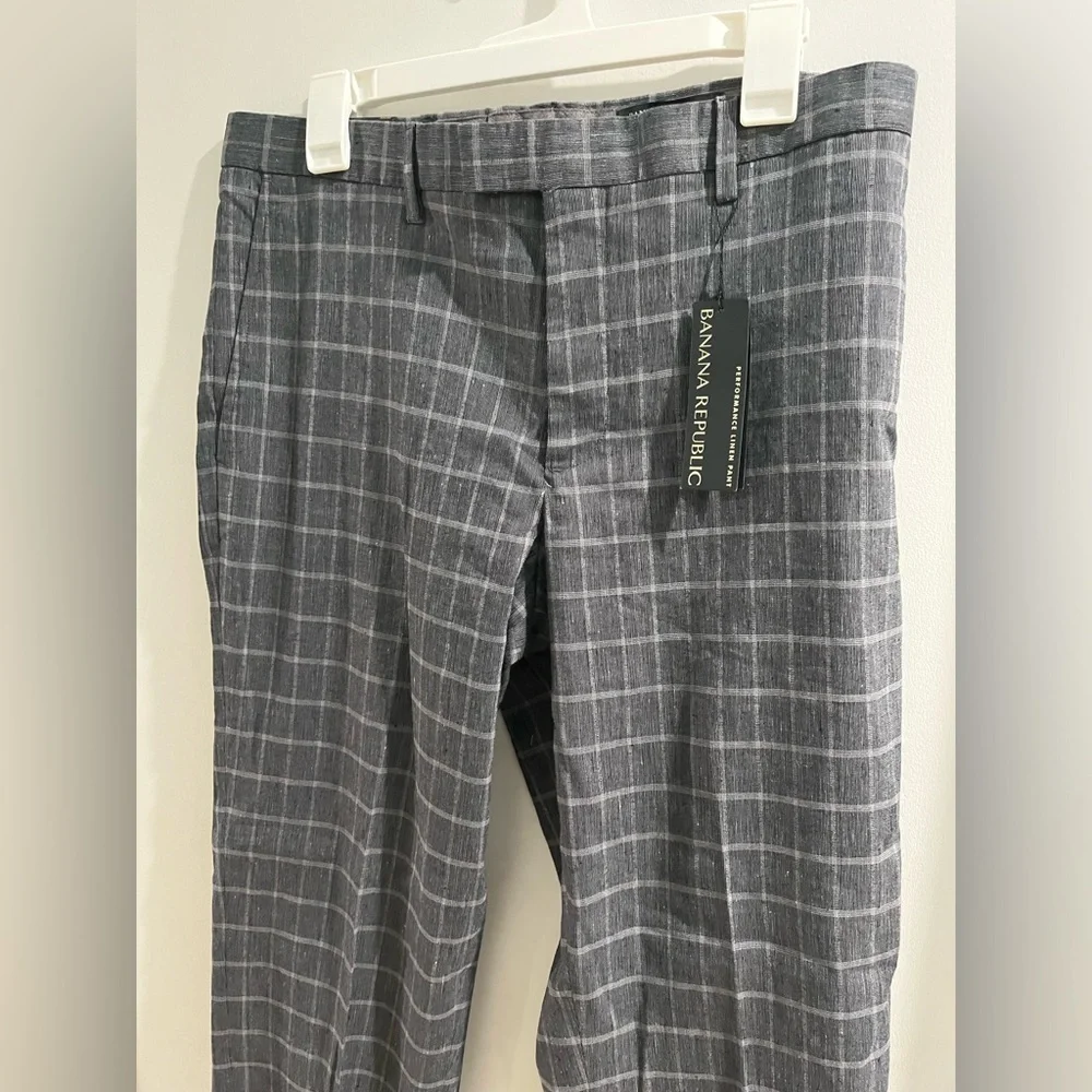 Banana Republic Performance Linen Dress Pants, size 32 X 34, new!